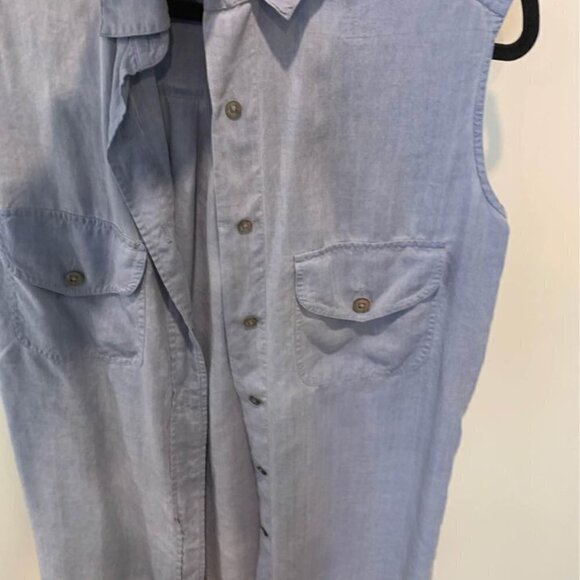 100% Silk sleeveless top. Nordstrom classiques. Size small. SO SOFT! - Picture 5 of 9